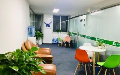 长发中心（CFC）