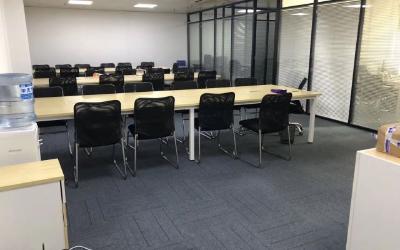 金陵御景园商务大厦